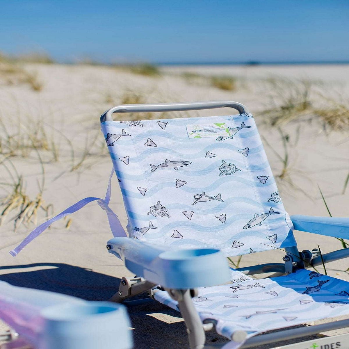 Lowtides - FishFlops - Gully Child Beach Chair - Chomper the Shark - Safari Ltd®