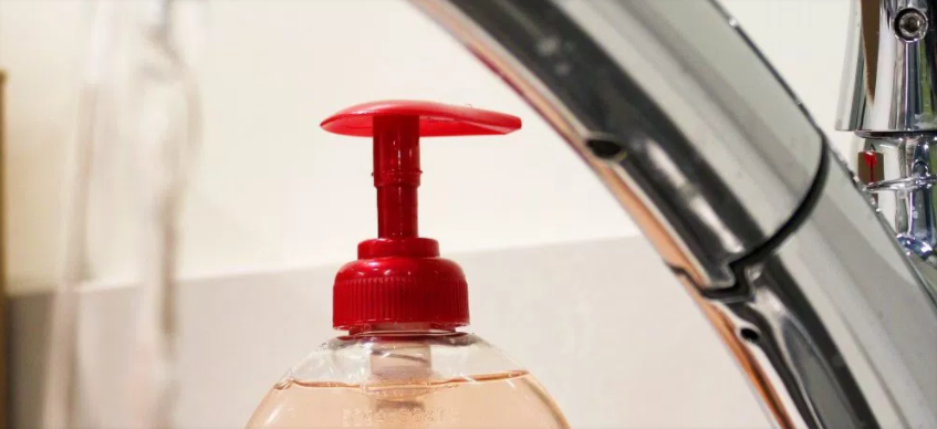 Good Luck Minis DIY Soap Dispenser - Safari Ltd®