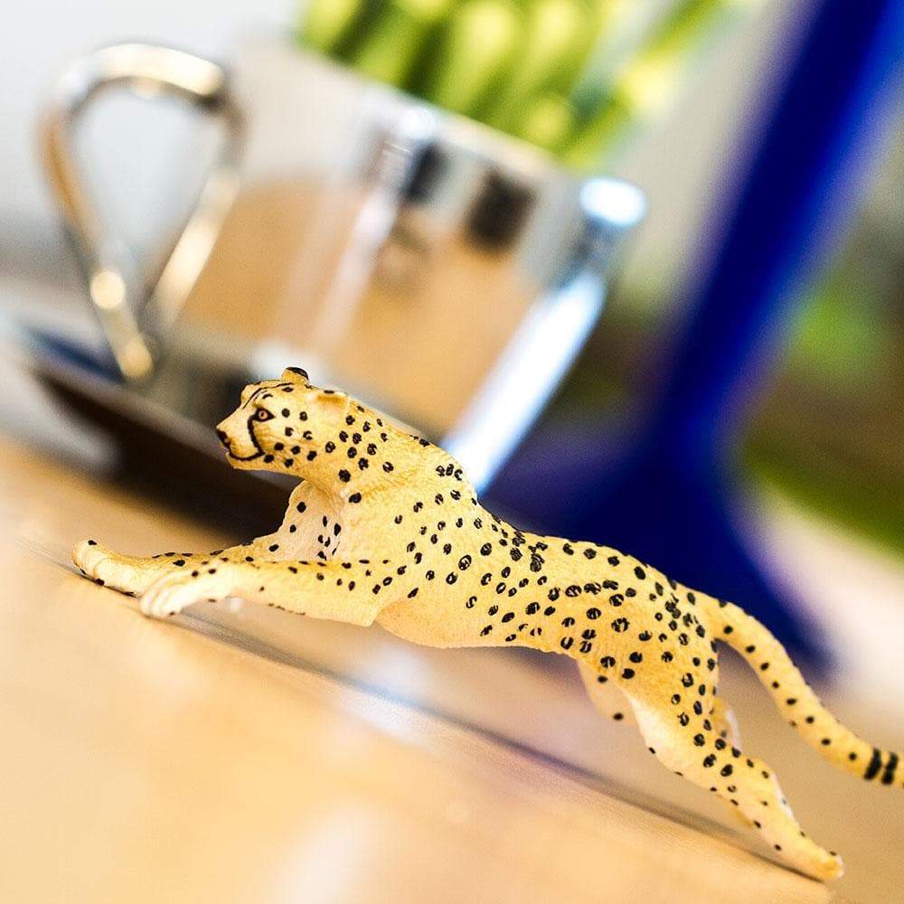 Cheetah Toy | Wildlife Animal Toys | Safari Ltd.