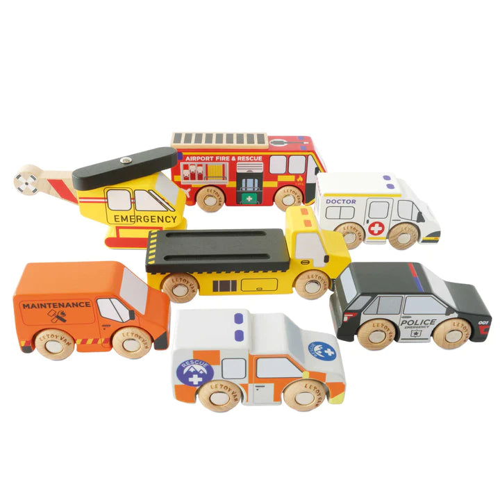 Emergency Helicopter & Rescue Cars - 7 Piece Set |  | Safari Ltd®