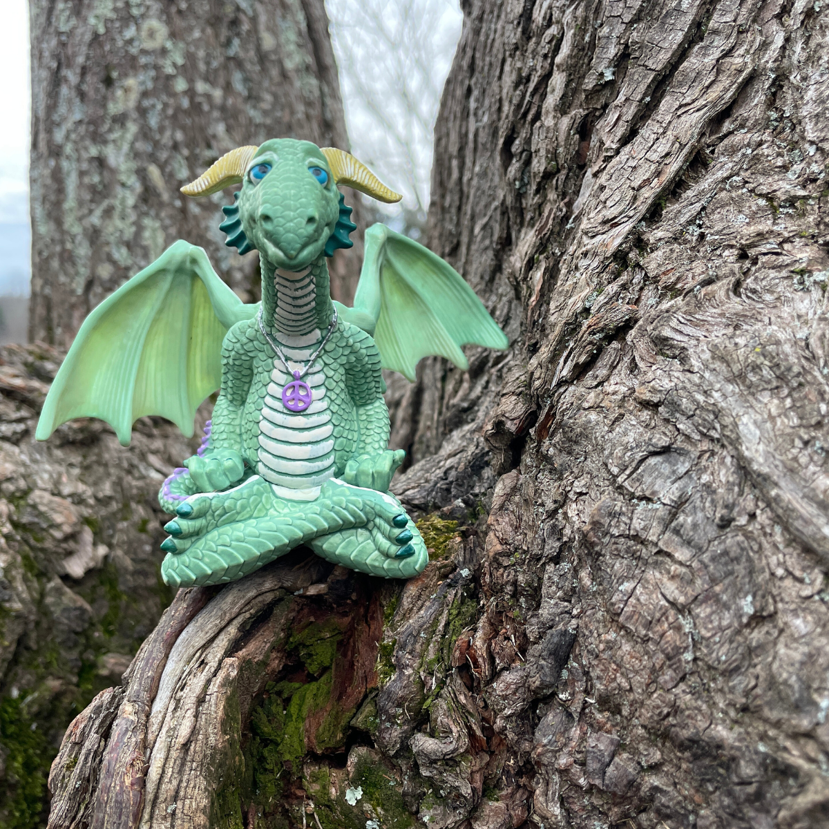 Peace Dragon Toy | Dragon Toys | Safari Ltd®