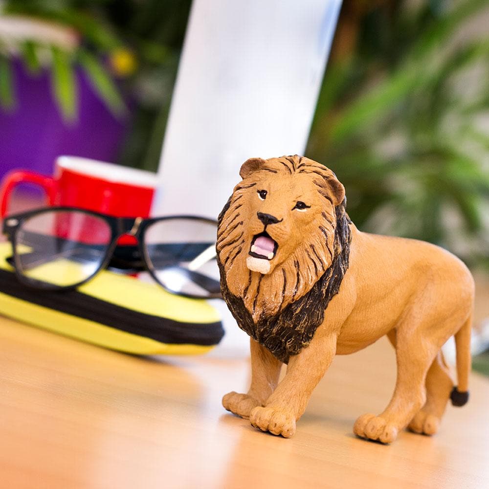 Lion Toy | Wildlife Animal Toys | Safari Ltd.