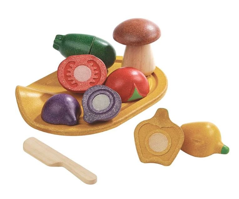 Assorted Pretend Play Vegetable Set - Safari Ltd®