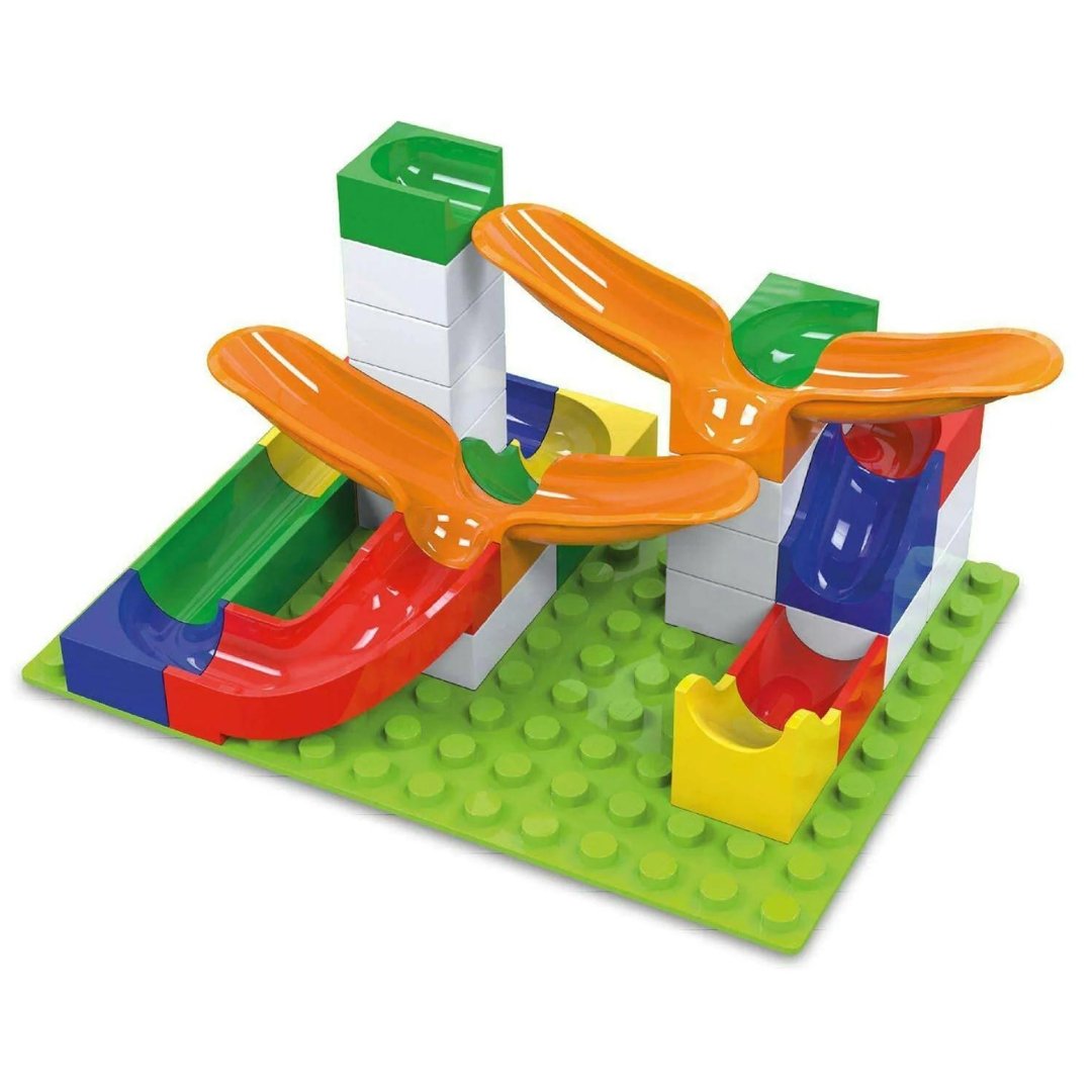 HUB Cradle Chute Action Set - Safari Ltd®