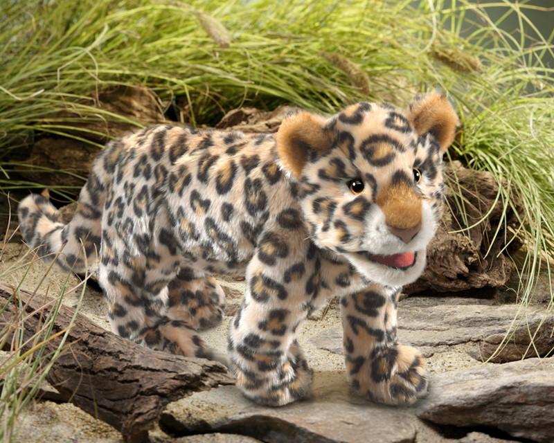 Leopard Cub Puppet - Safari Ltd®