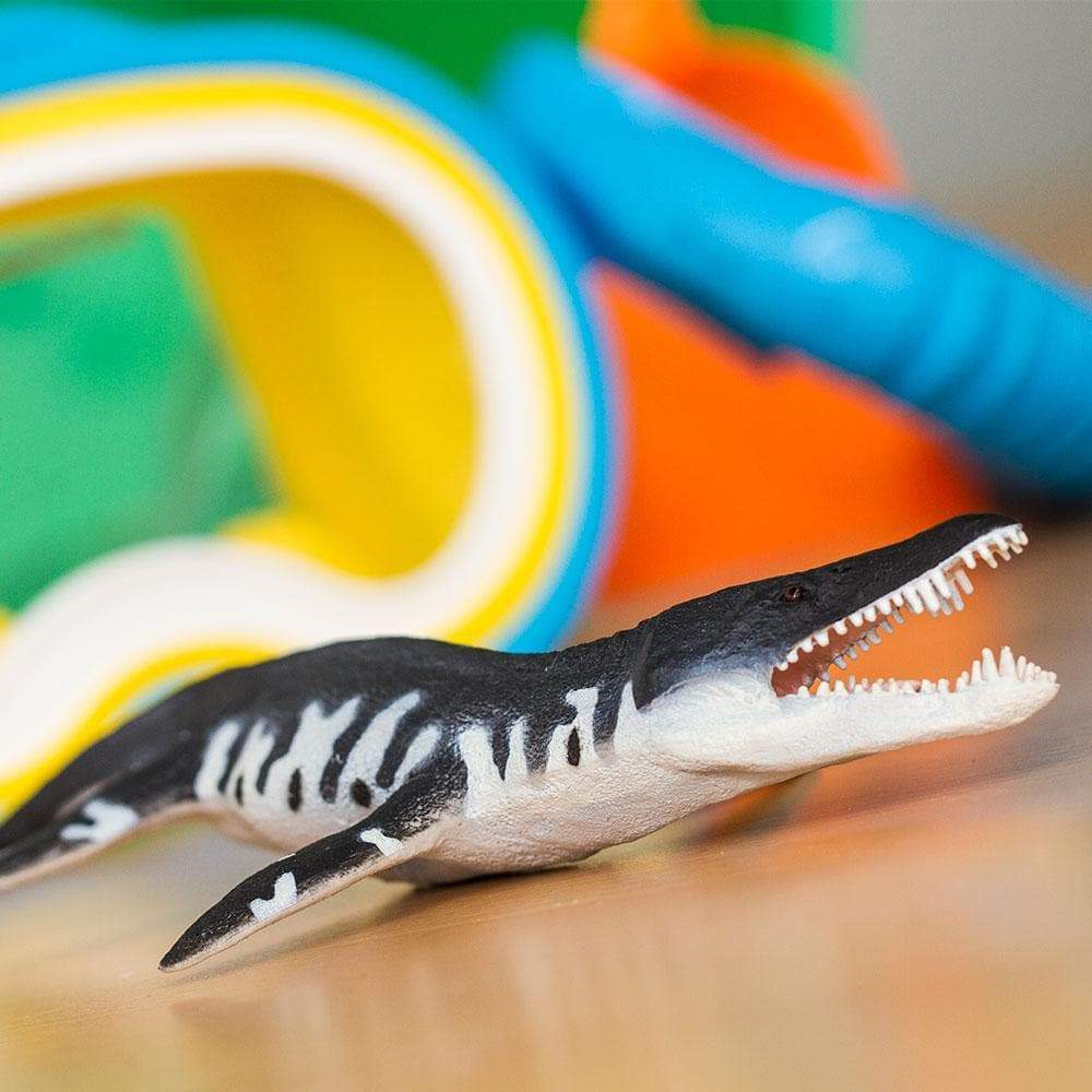 Liopleurodon Toy | Dinosaur Toys | Safari Ltd.