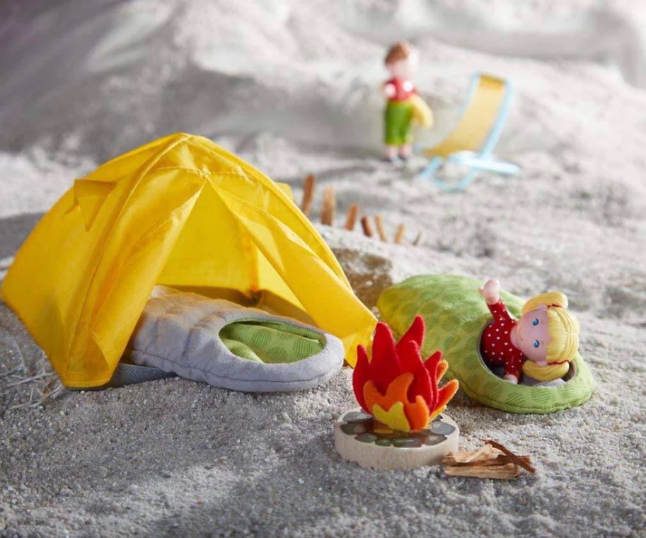 Little Friends Camping Trip Play Set - Safari Ltd®