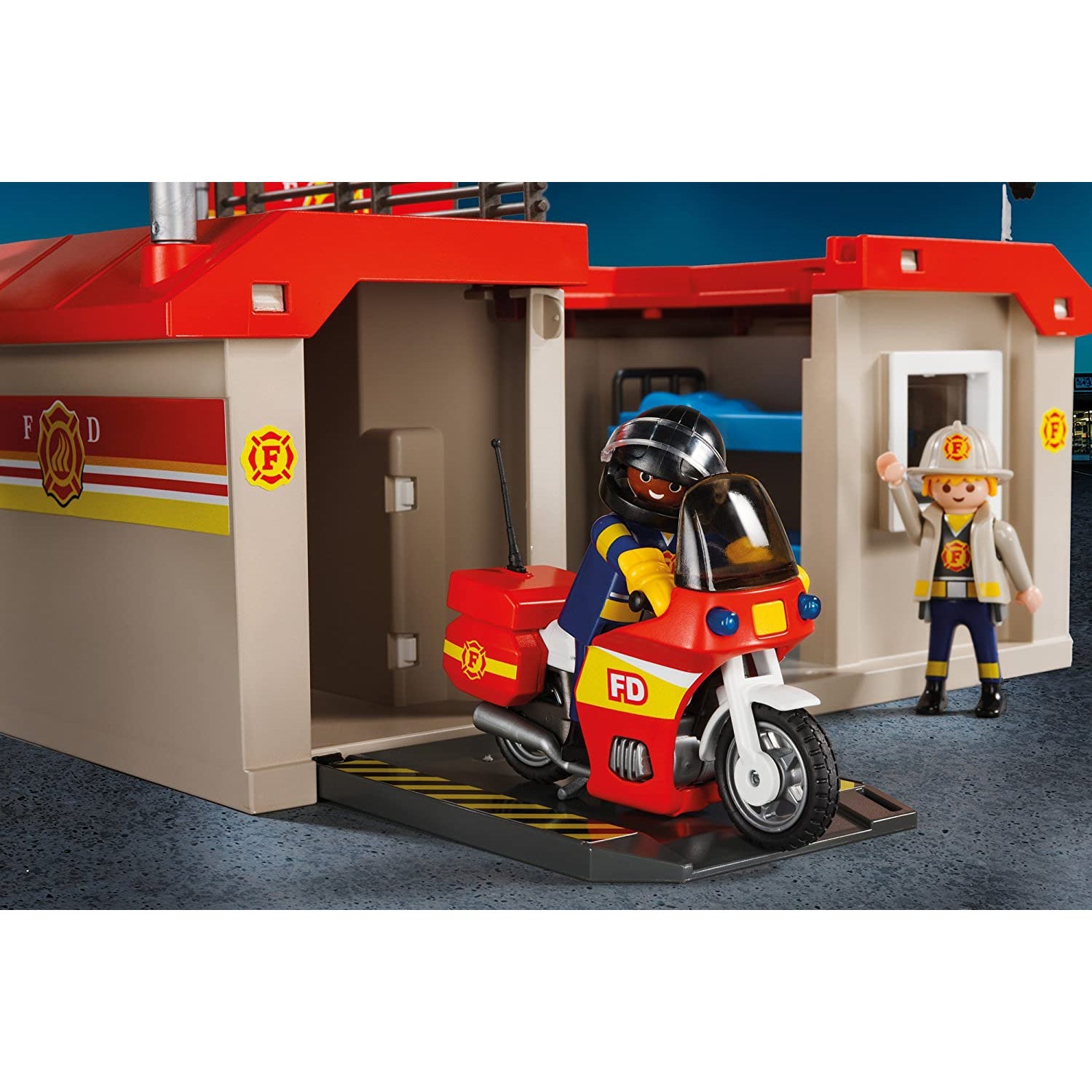 Playmobil Take Along Fire Station - Safari Ltd®