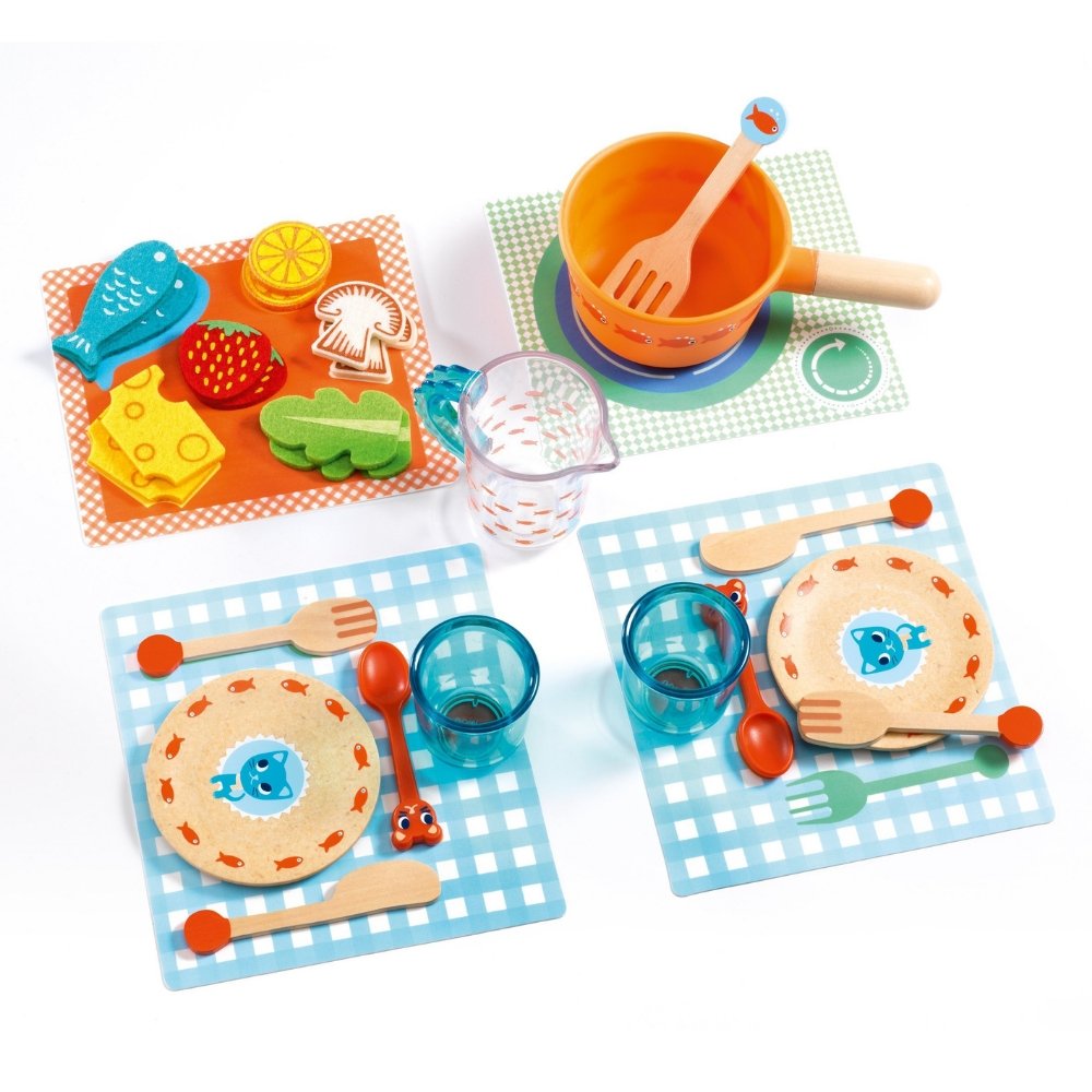 Role Play Dinner Time, Kittens Wooden Dining Set - Safari Ltd®