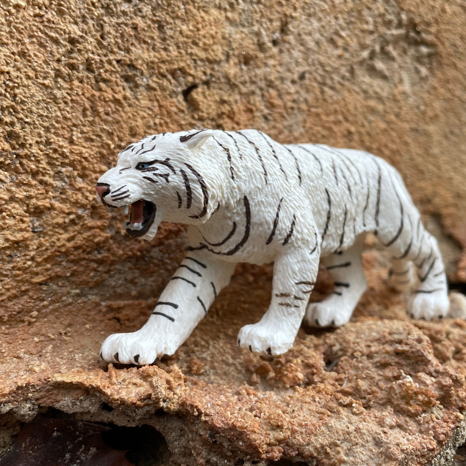 White Bengal Tiger Toy - Safari Ltd®